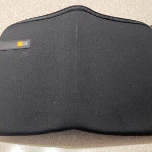 Case Logic Laptop and MacBook Sleeve - Black